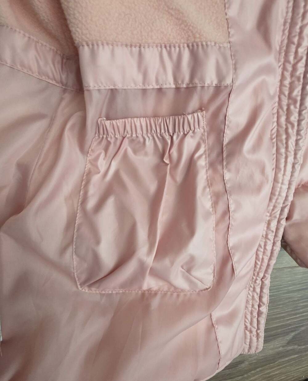 Michael Kors Girls Pink Puffer Jacket with Faux Fur Trimmed Hood 6X - Picture 6 of 8